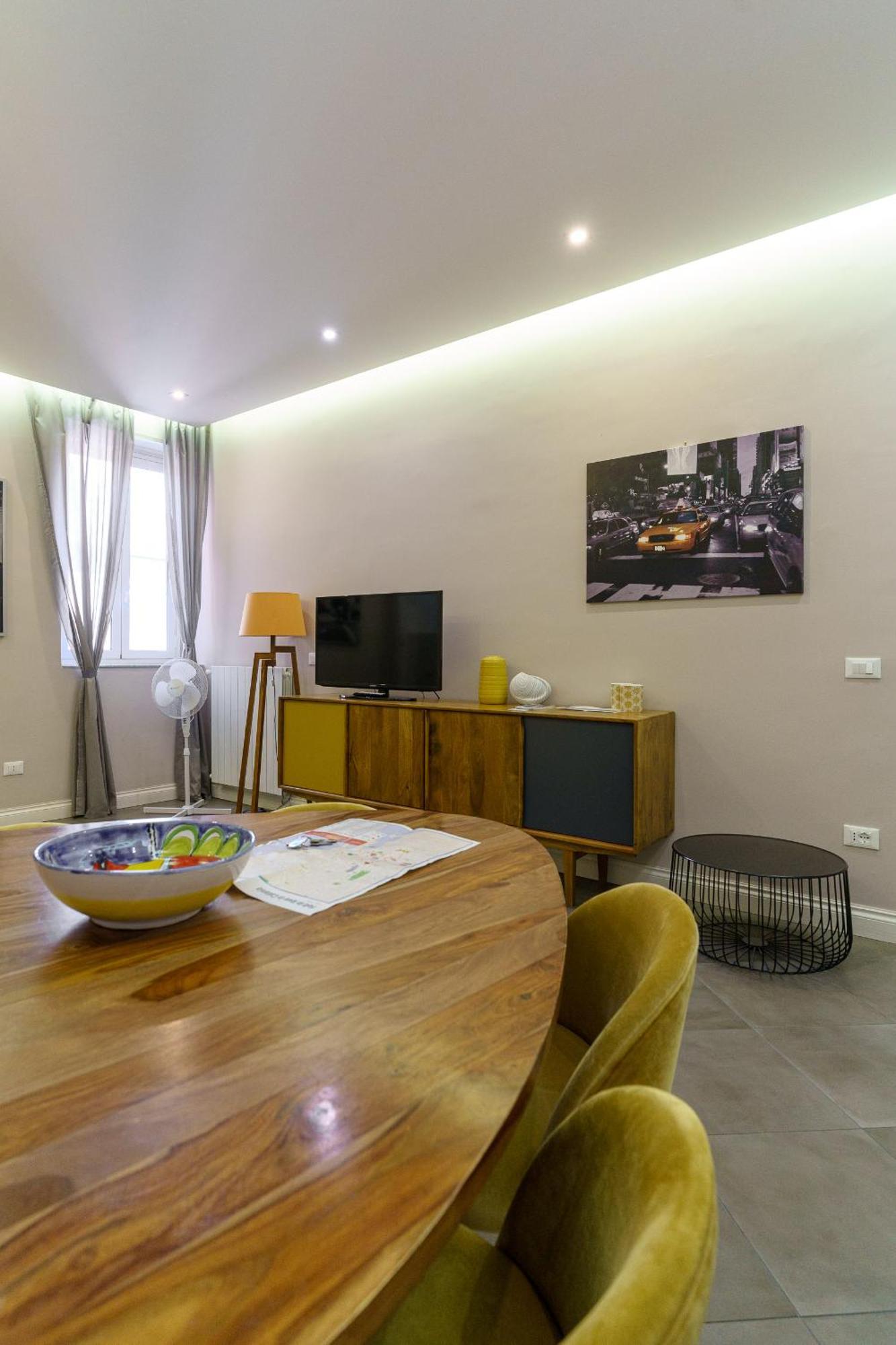 Apartment Felt In In