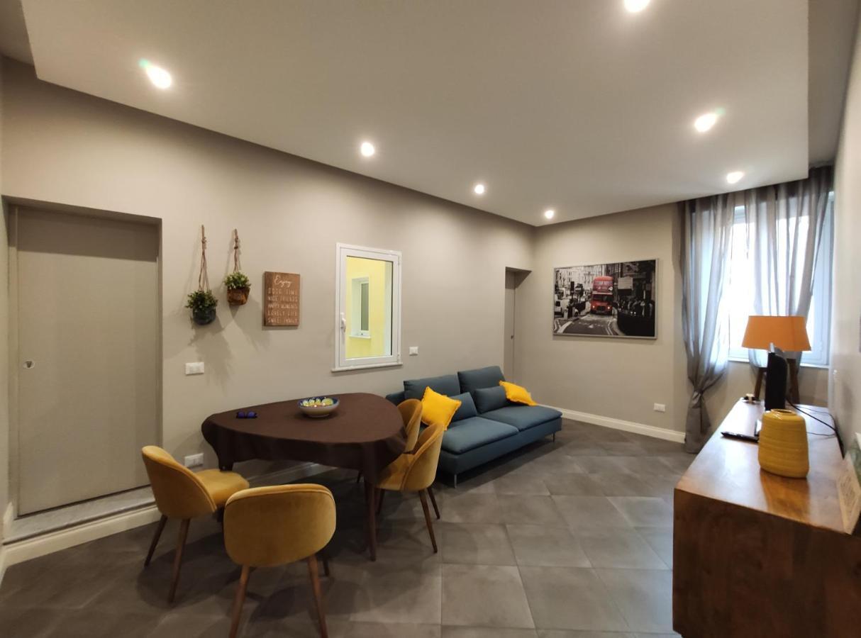 Apartment Felt In In *